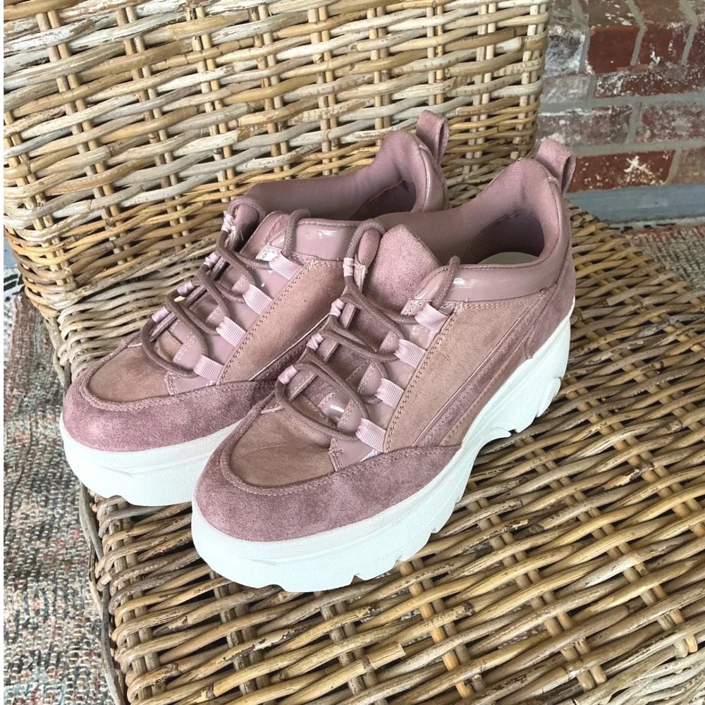 Madden Girl Bounce Platform Sneakers Dusty Pink Blush Chunky Dad Shoes Womens 8M